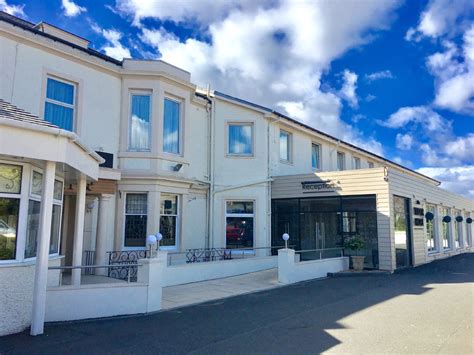 airdrie tudor hotel